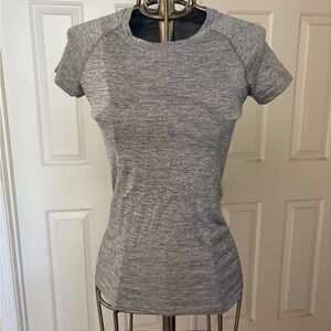 lululemon Grey tech Short-Sleeve Performance Tee
